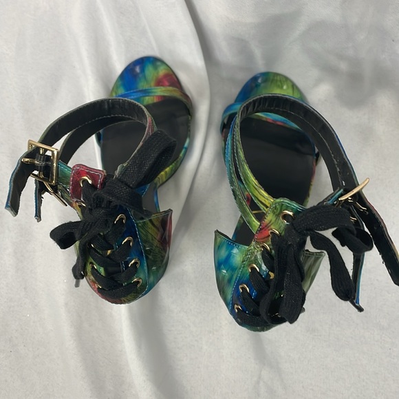 Women’s Size 8.5 heels by Priviliged - Picture 5 of 7